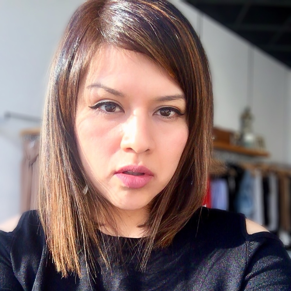 Meet your Posher, Angie